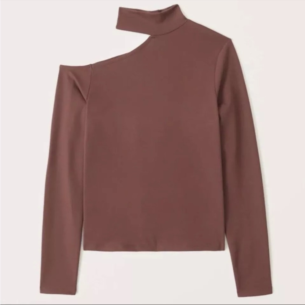 EUC Abercrombie & Fitch Long-Sleeve Seamless Fabric Asymmetrical Cutout Top -S - Picture 1 of 7
